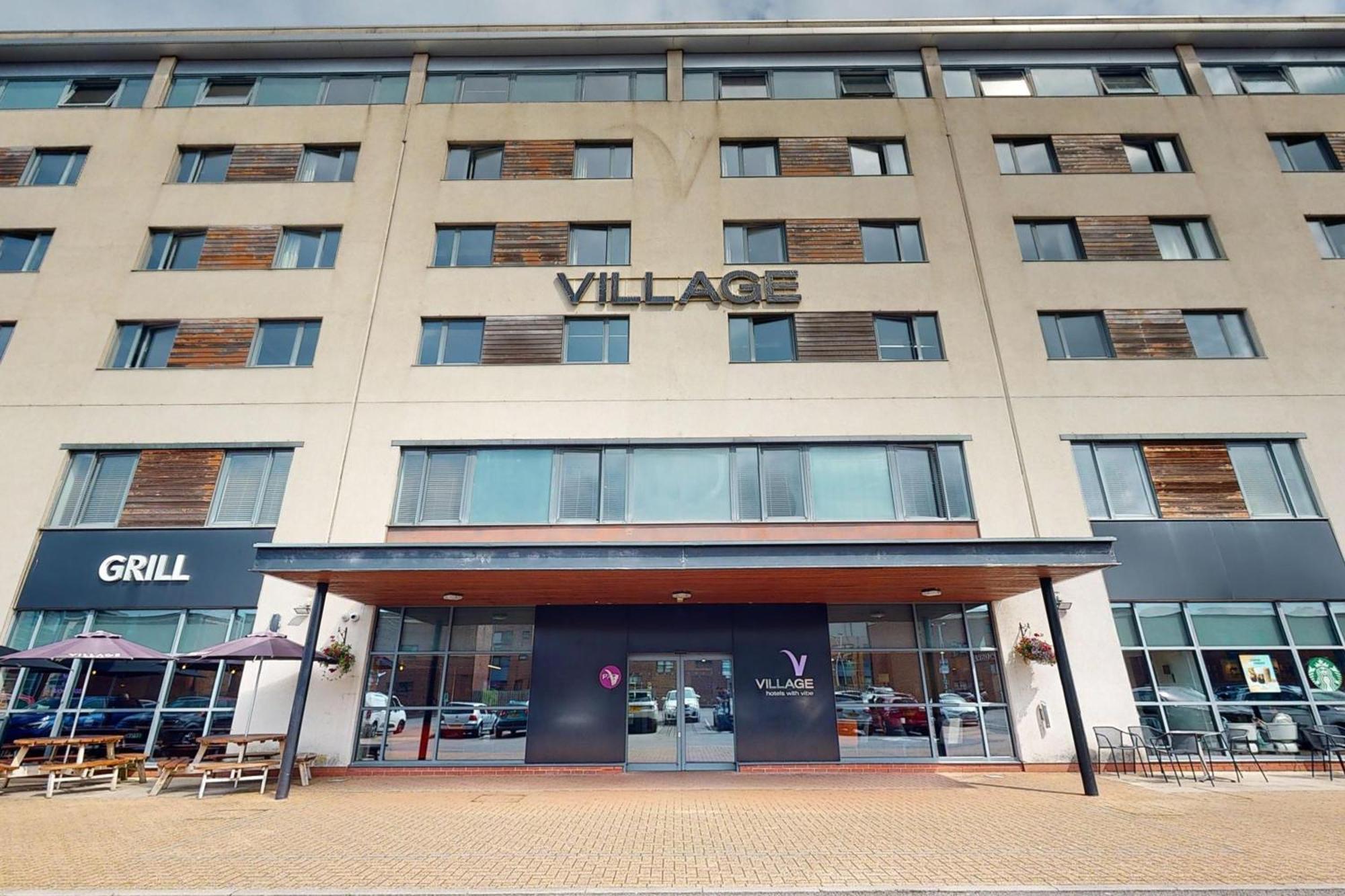 Village Hotel Swansea Zewnętrze zdjęcie